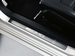 Накладки на пороги AMG, с белой подсветкой, Комплект 4 части, B66021097